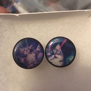 3/4 laser cat plugs